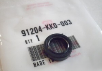 RETENTOR EMBREAGEM CBX 250 TWISTER/ NX 400 FALCON/ YBR 125 HONDA